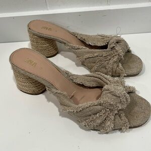 Zara Heels sandals beige sz 12